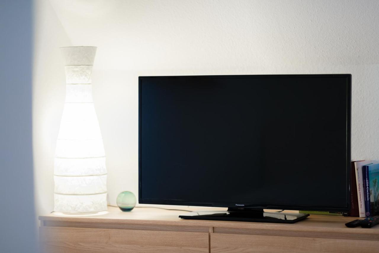 Stay Awesome - Schonfeld Apartment, Netflix Und Kostenloses Parken Kassel Exterior foto